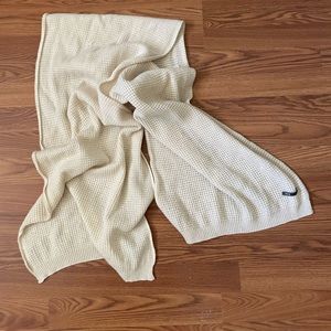 Vince Wool and Cashmere Ribbed Knit Scarf